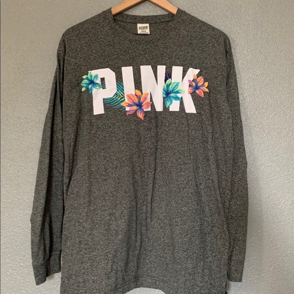 Long sleeve tee shirt